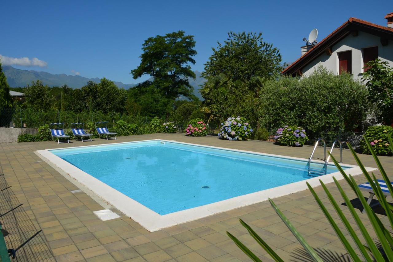 Residence Girasole Casa Rossa A Colico Dış mekan fotoğraf