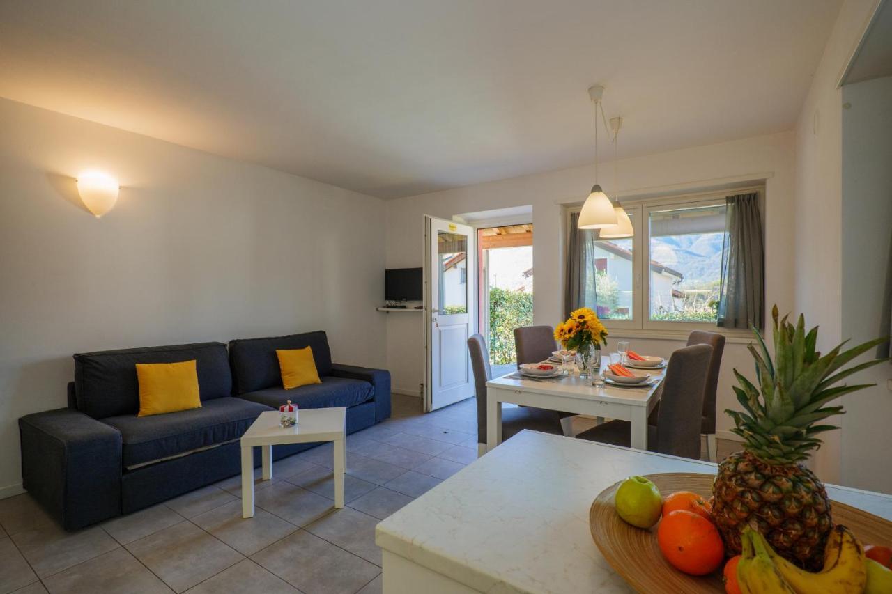 Residence Girasole Casa Rossa A Colico Dış mekan fotoğraf