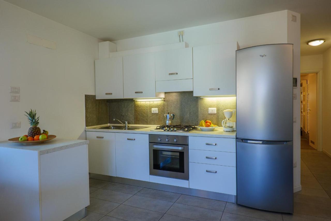 Residence Girasole Casa Rossa A Colico Dış mekan fotoğraf