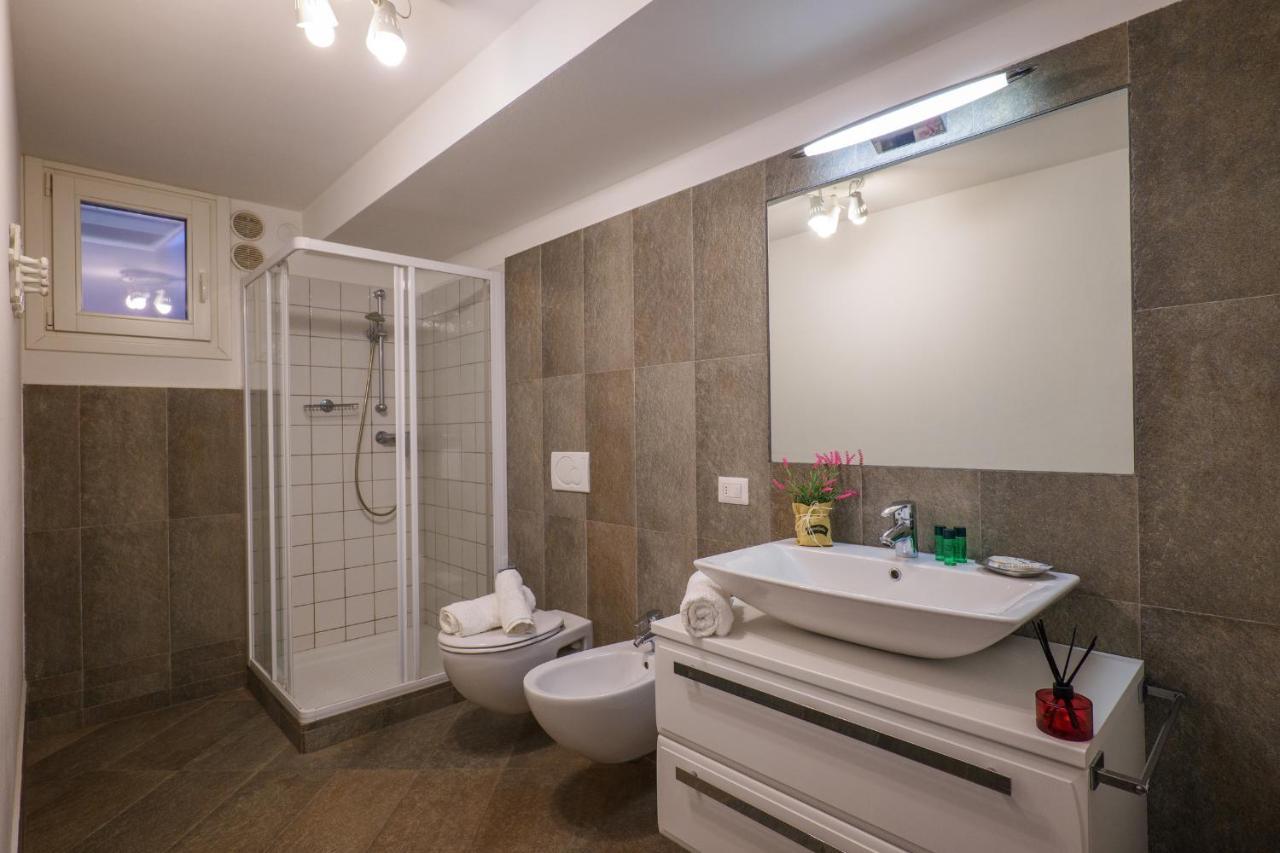 Residence Girasole Casa Rossa A Colico Dış mekan fotoğraf