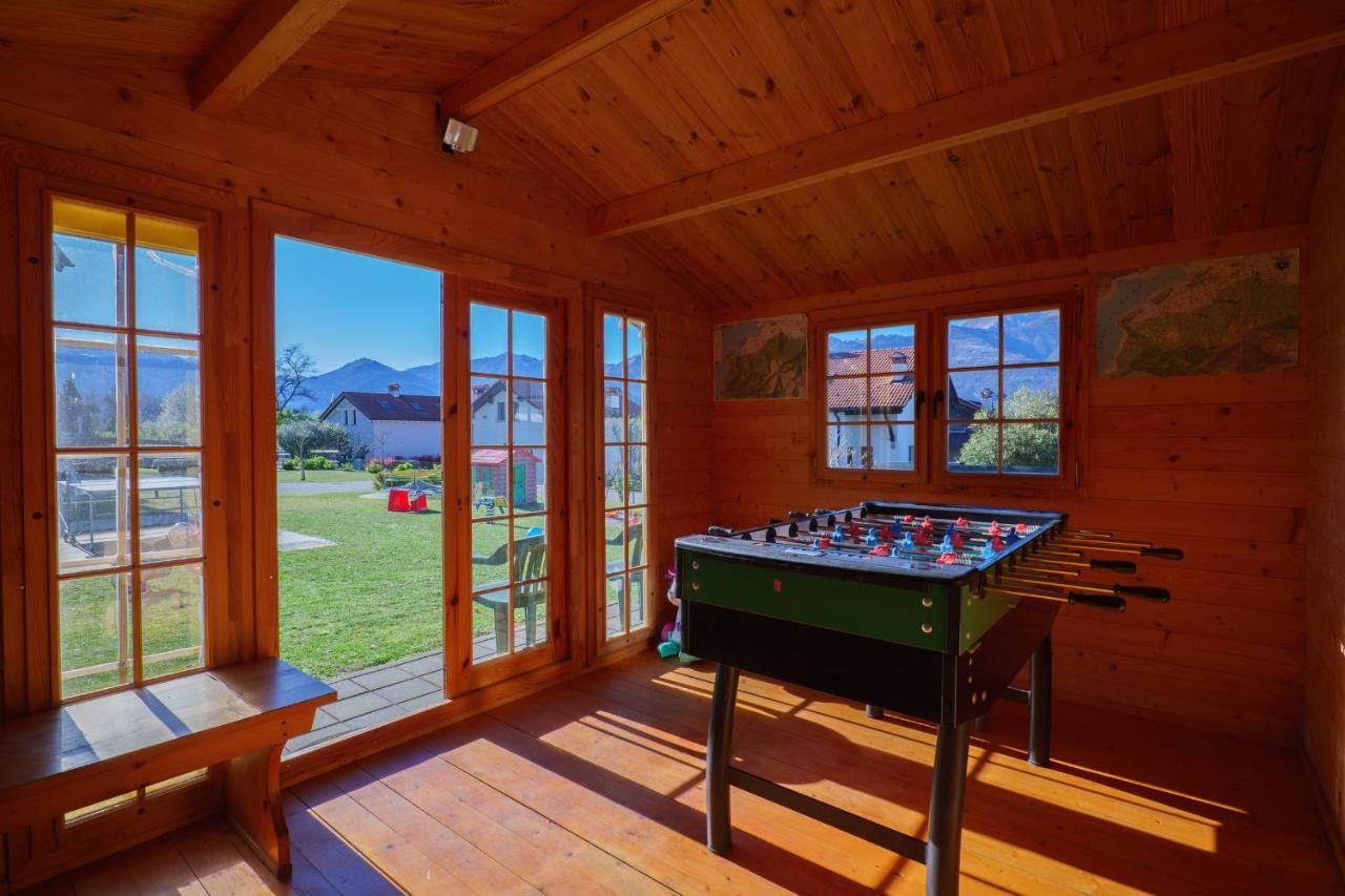 Residence Girasole Casa Rossa A Colico Dış mekan fotoğraf
