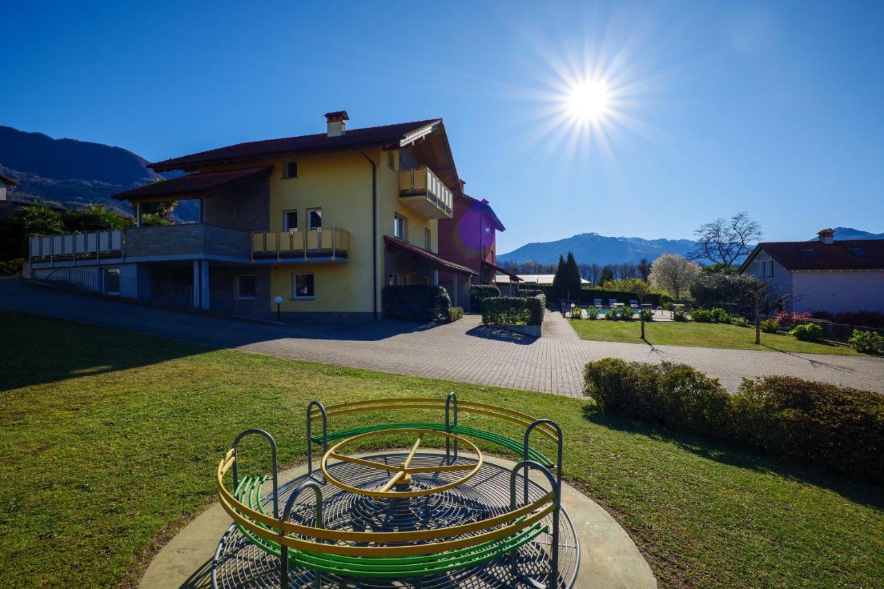 Residence Girasole Casa Rossa A Colico Dış mekan fotoğraf